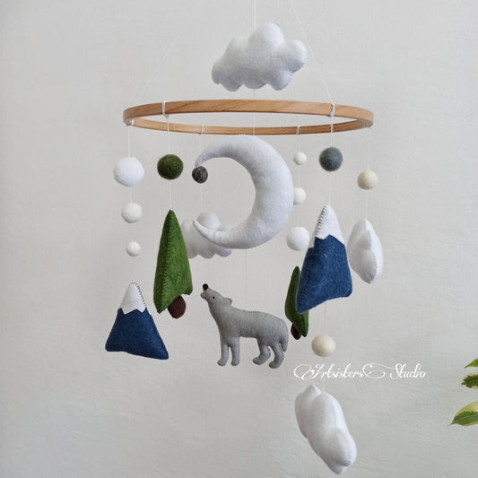 Wolf mobile, Woodland mobile, Forest animals mobile, Woodland nursery mobile, Baby shower gift, Mountain mobile