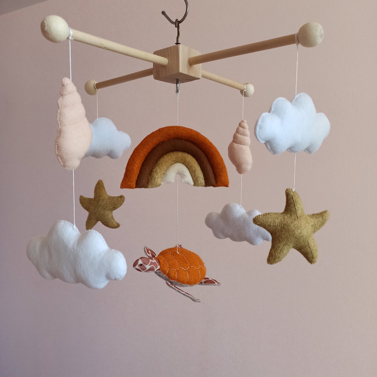 Baby mobile ocean with sea turtle for your under the sea theme nursery.