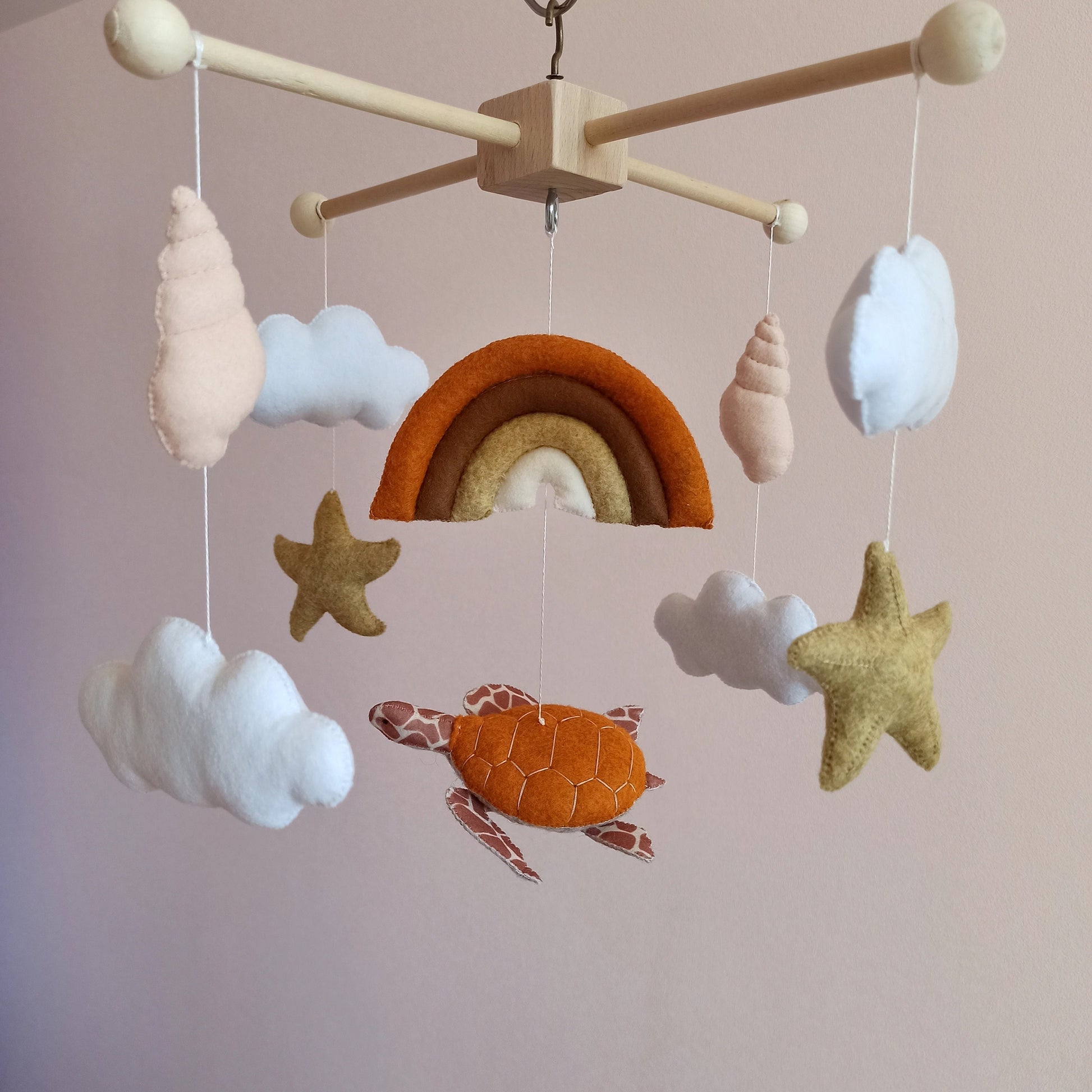 Baby mobile ocean with sea turtle for your under the sea theme nursery.