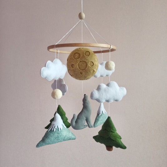 Howling wolf mobile, Woodland baby mobile, Nevy wolf mobile, Moon and wolf baby mobile