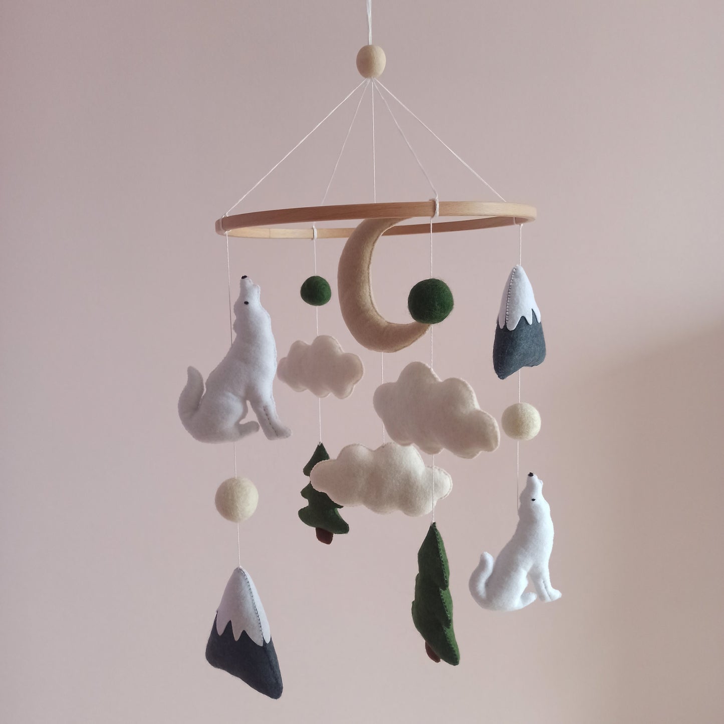 Wolf nursery mobile, Woodland mobile baby, Forest animals mobile, Mountain baby mobile