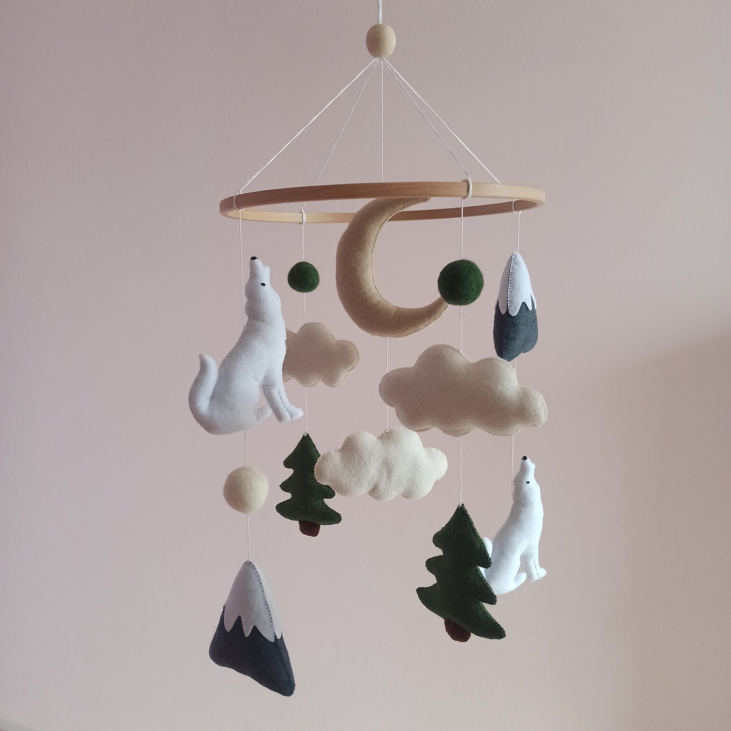 Wolf nursery mobile, Woodland mobile baby, Forest animals mobile, Mountain baby mobile